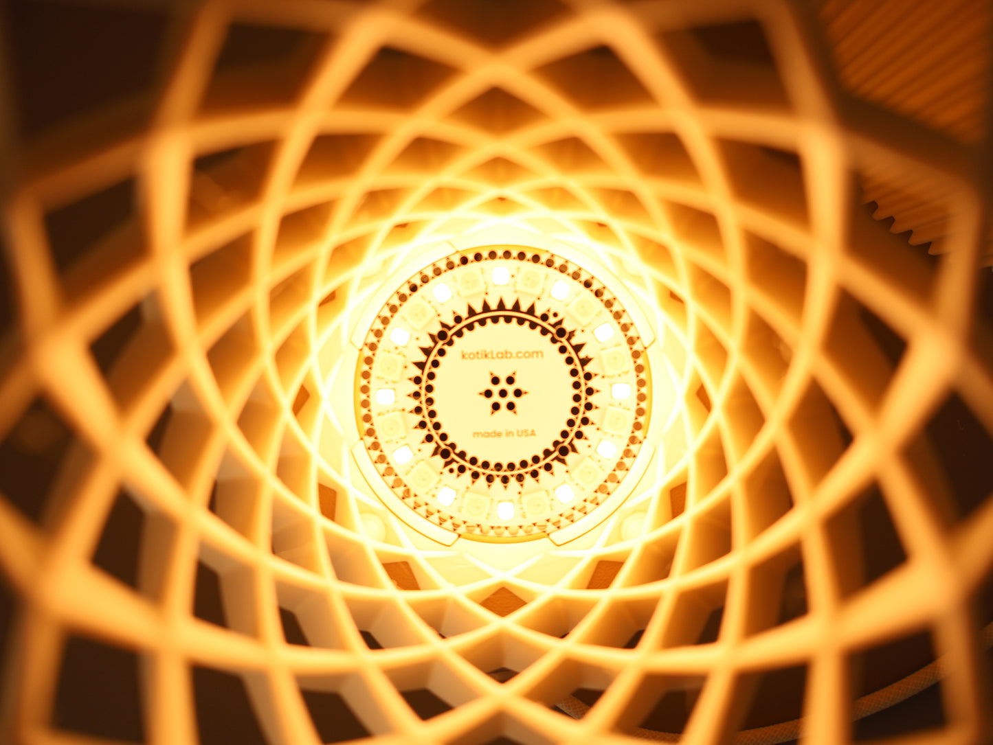 kotik Lamp X - Dimmable and Color changing Light